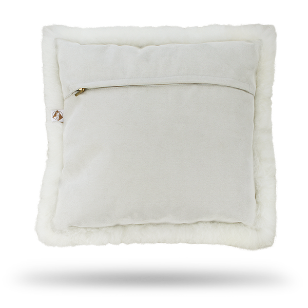 weißes Kissen aus Alpaka-Faser 