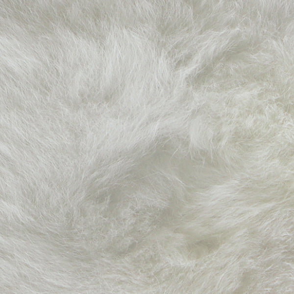 Weiße Alpaka Fasern in natürlicher Rohform